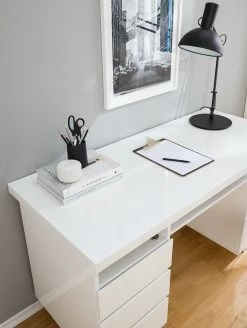 Fredriks Schreibtisch Paddington - Hochglanz Weiß 37 Fredriks Schreibtisch Paddington - Hochglanz Weiß -Möbel Verkäufe 2024 1000063605 201012 11153700017 DETAILS P000000001000063605