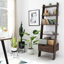 Mørteens Regal Gjora - Gummibaum teilmassiv - Walnuss -Möbel Verkäufe 2024 1000123440 190321 17262300001 MOOD GALLERYIMAGES P000000001000123440 mood