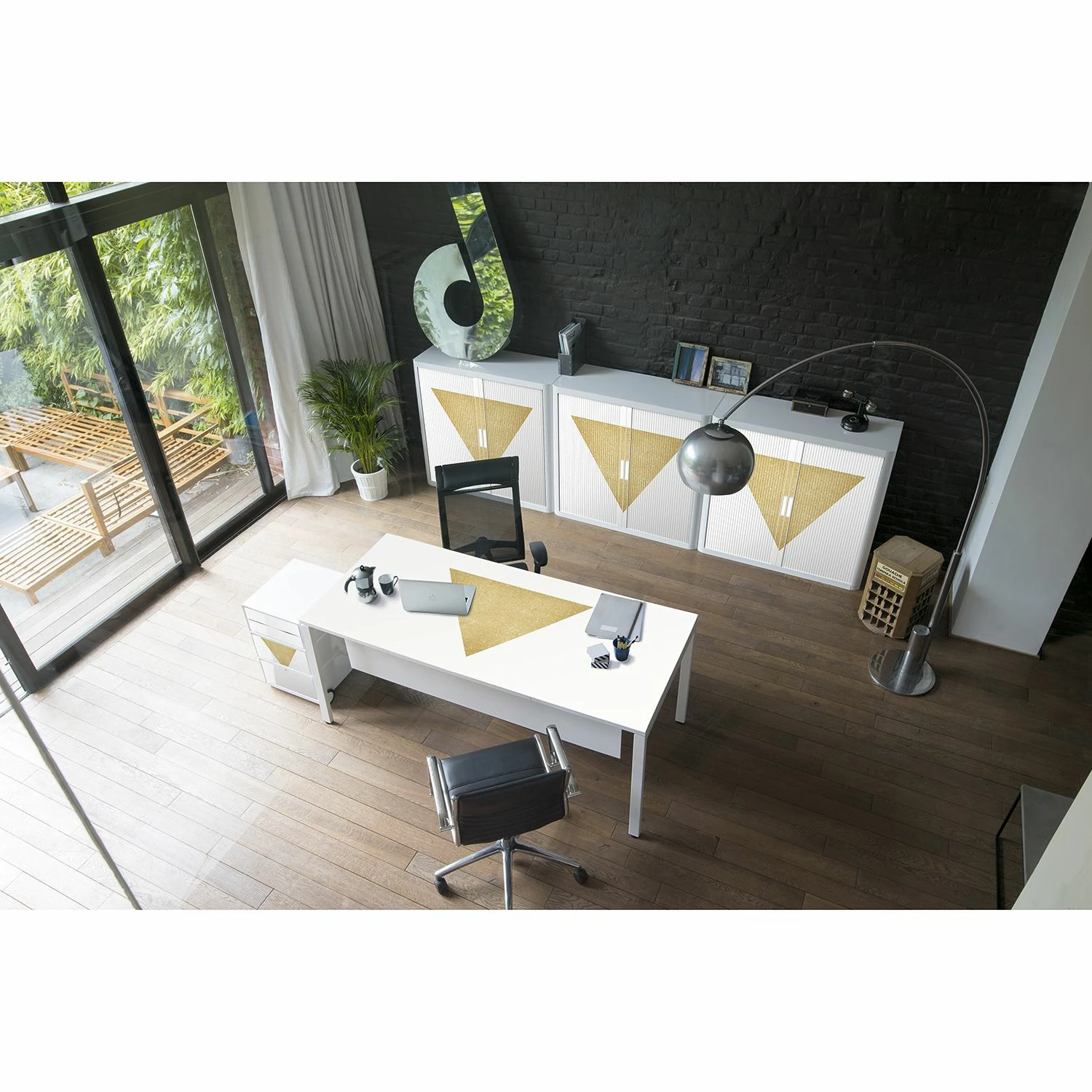 EasyOffice by Paperflow Schreibtisch easyDesk Classic Chic I - Weiß / Gold - Breite: 160 cm 4 EasyOffice by Paperflow Schreibtisch easyDesk Classic Chic I - Weiß / Gold - Breite: 160 cm – Bild 2