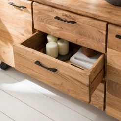 Ars Natura Sideboard Vardo - Akazie massiv / Metall - Akazie / Schwarz 36 Ars Natura Sideboard Vardo - Akazie massiv / Metall - Akazie / Schwarz -Möbel Verkäufe 2024 1000166791 191030 08503100007 DETAILS P000000001000166791