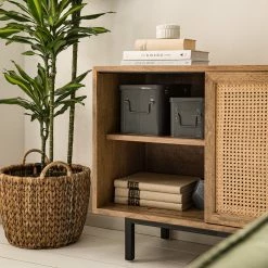 Ars manufacti Kommode Vina II - Mango massiv / Wiener Geflecht - Mango / Schwarz -Möbel Verkäufe 2024 1000178080 200324 13595700011 MOOD DETAILS P000000001000178080 mood