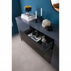 Fredriks Sideboard Meon - Grau -Möbel Verkäufe 2024 1000201102 210120 14315400023 MOOD DETAILS P000000001000201102 mood