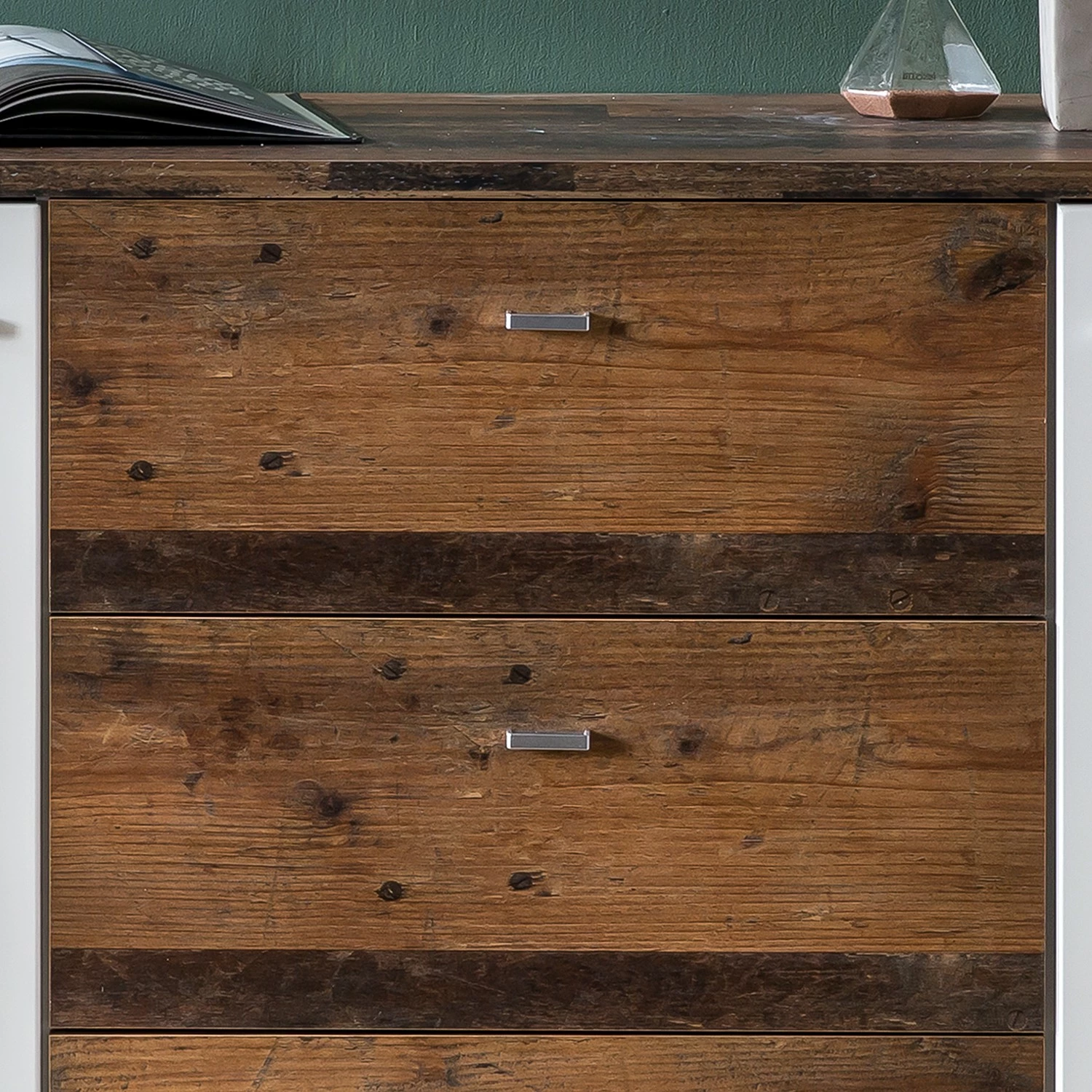 Fredriks Sideboard Karlsburg - Hochglanz Weiß / Altholz Dekor 8 Fredriks Sideboard Karlsburg - Hochglanz Weiß / Altholz Dekor – Bild 6