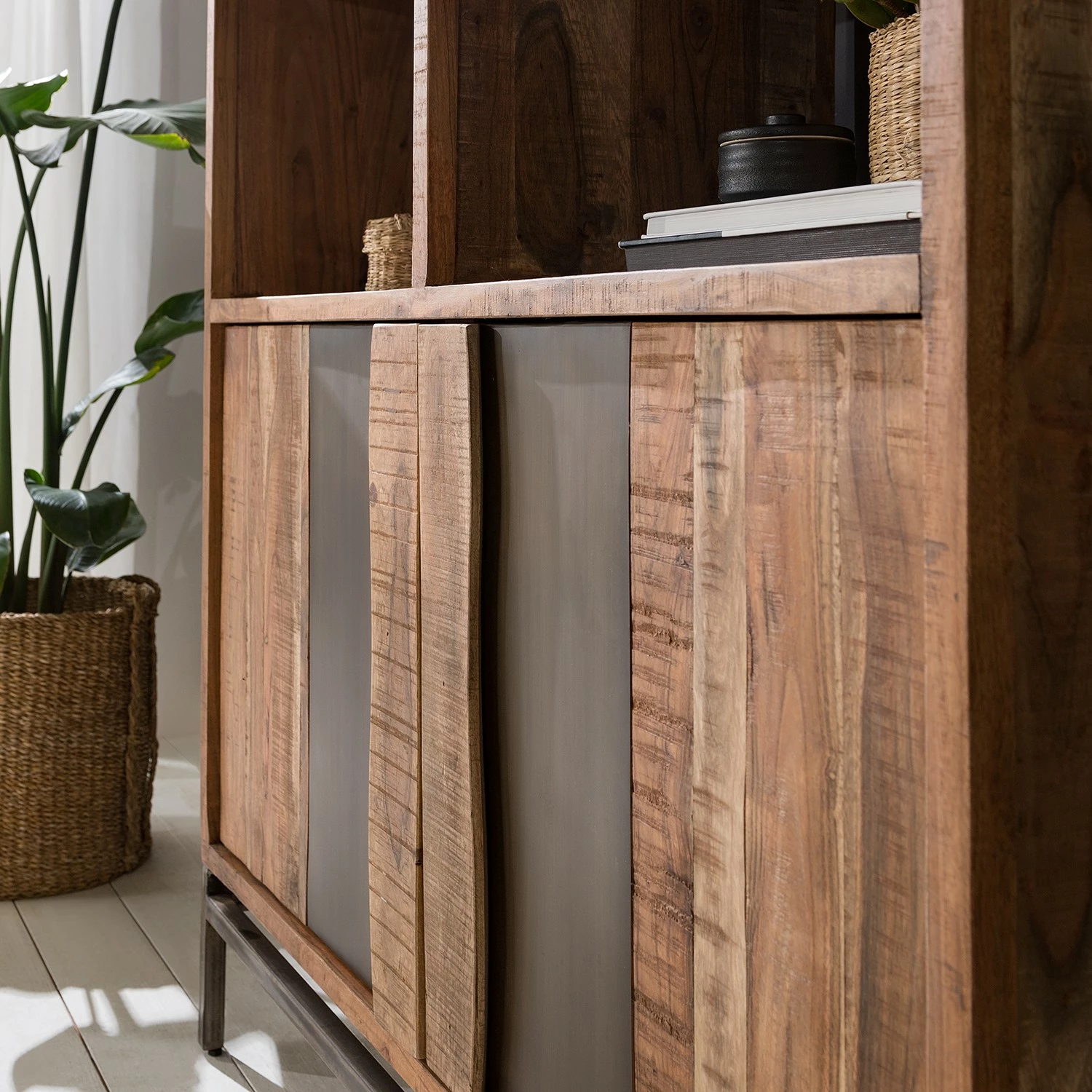 Ars manufacti Büroschrank Domme - Akazie massiv / Eisen - Akazie / Anthrazit 5 Ars manufacti Büroschrank Domme - Akazie massiv / Eisen - Akazie / Anthrazit – Bild 3