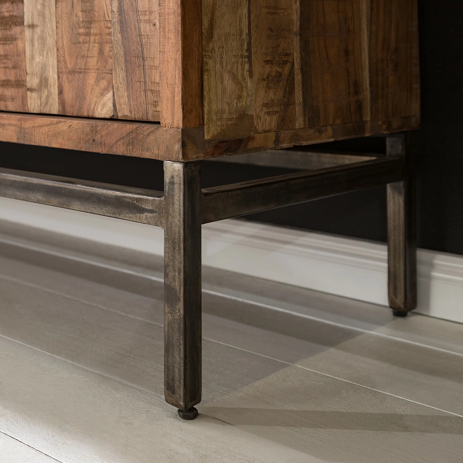 Ars manufacti Büroschrank Domme - Akazie massiv / Eisen - Akazie / Anthrazit 9 Ars manufacti Büroschrank Domme - Akazie massiv / Eisen - Akazie / Anthrazit – Bild 7