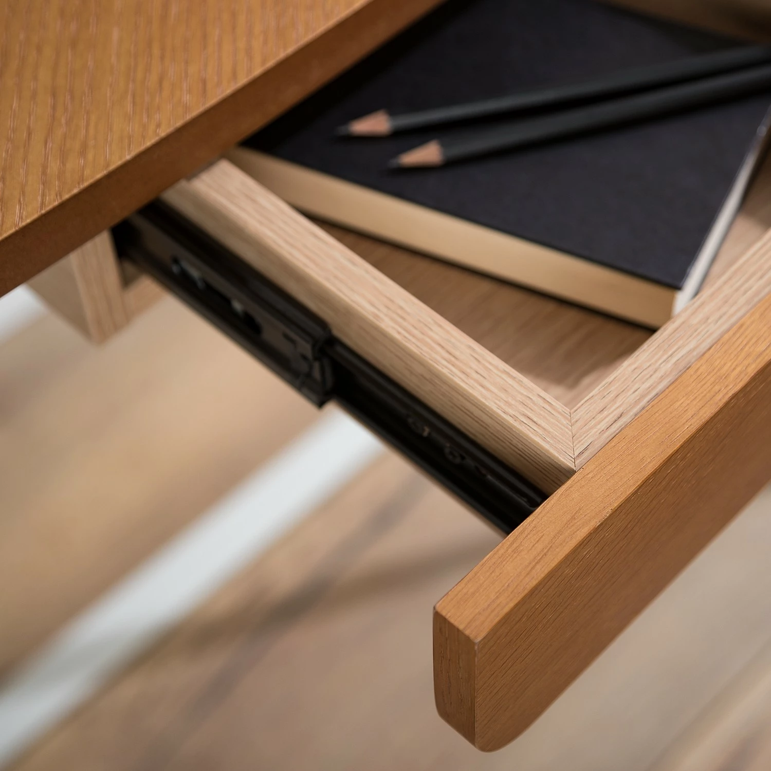 Fredriks Schreibtisch Azua - Eiche Dekor / Weiß 16 Fredriks Schreibtisch Azua - Eiche Dekor / Weiß – Bild 14