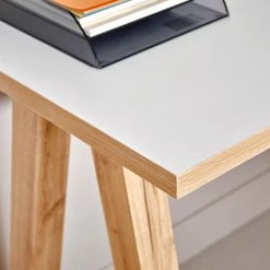 Jahnke Schreibtisch CLUB C 135 - Kerneiche Dekor / Weiß -Möbel Verkäufe 2024 1000261786 210426 09084500018 DETAILS P000000001000261786