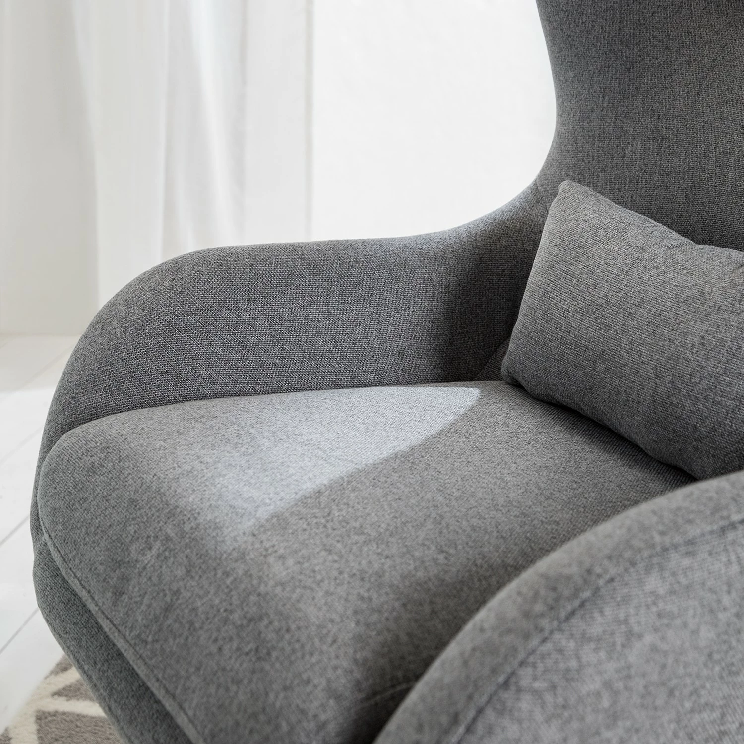 Furnitive Massagebürostuhl Barnard - (mit Massagefunktion) - Webstoff / Metall - Hellgrau / Chrom 8 Furnitive Massagebürostuhl Barnard - (mit Massagefunktion) - Webstoff / Metall - Hellgrau / Chrom – Bild 6