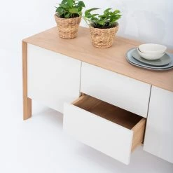 Studio Copenhagen Sideboard Maayka I - Eiche teilmassiv - Mushroom Creme / Eiche Hell -Möbel Verkäufe 2024 1000277378 211012 153648000088 DETAILS P000000001000277378