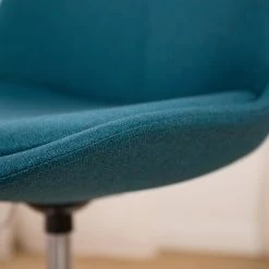 Mørteens Bürodrehstuhl Aledas - Webstoff Cors: Petrol - Chrom glänzend 27 Mørteens Bürodrehstuhl Aledas - Webstoff Cors: Petrol - Chrom glänzend -Möbel Verkäufe 2024 1000277859 220524 031 DETAILS P000000001000277859