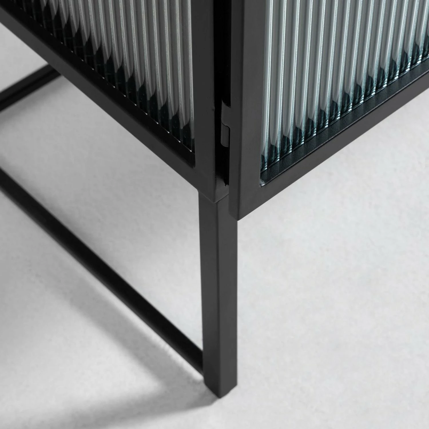 Loftscape Sideboard Tete - Glas / Metall - Schwarz 12 Loftscape Sideboard Tete - Glas / Metall - Schwarz – Bild 10