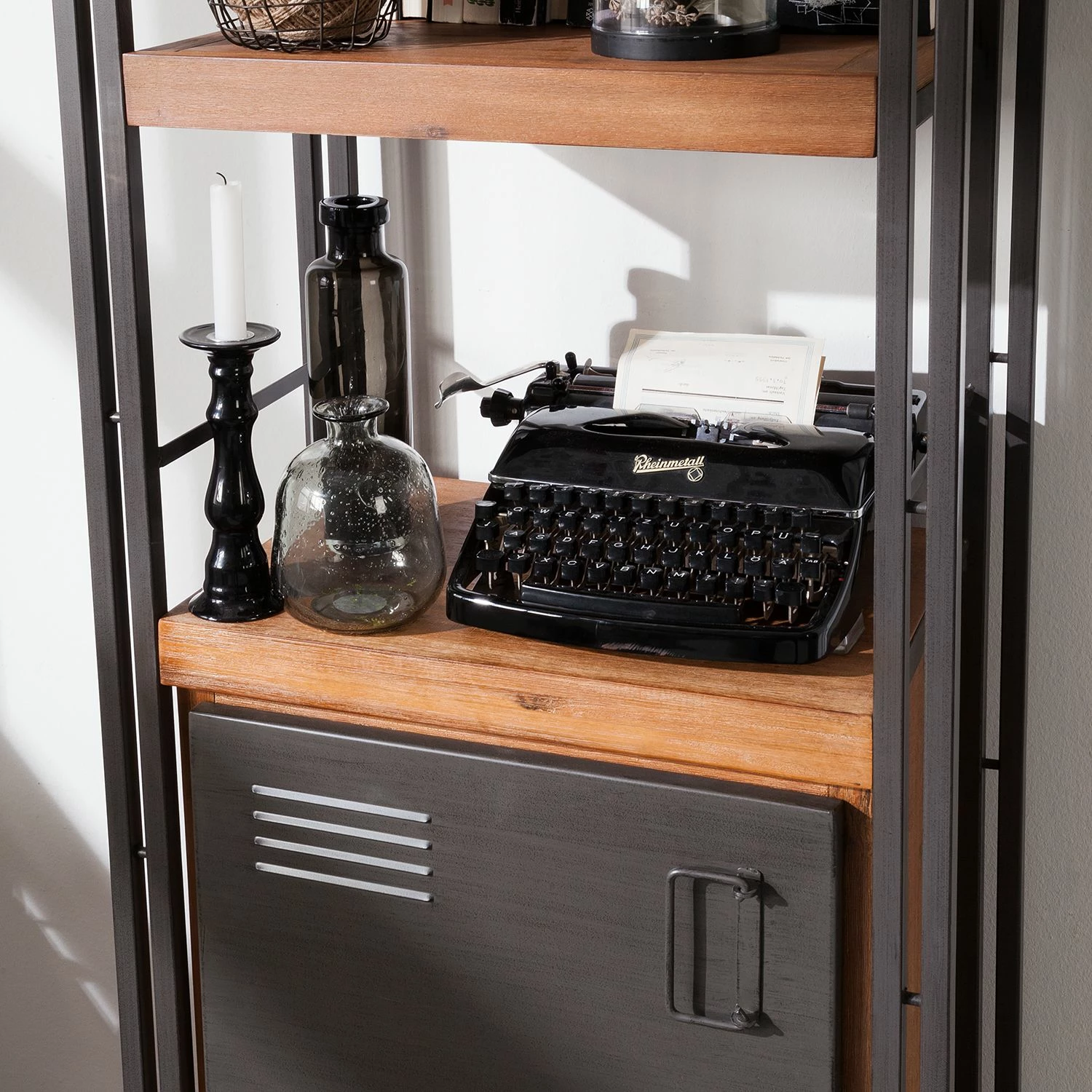 Ars manufacti Regal Manchester V - Akazie teilmassiv / Metall - Akazie / Anthrazit 13 Ars manufacti Regal Manchester V - Akazie teilmassiv / Metall - Akazie / Anthrazit – Bild 11