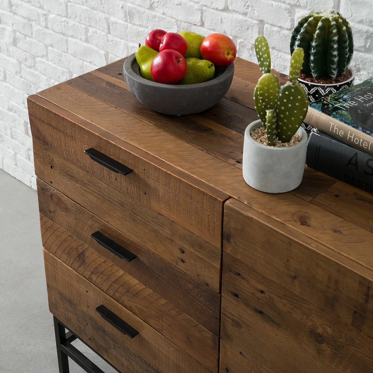 Ars manufacti Sideboard Grasby - Altholz Pinie / Metall - Pinie Dunkel / Schwarz 9 Ars manufacti Sideboard Grasby - Altholz Pinie / Metall - Pinie Dunkel / Schwarz – Bild 7