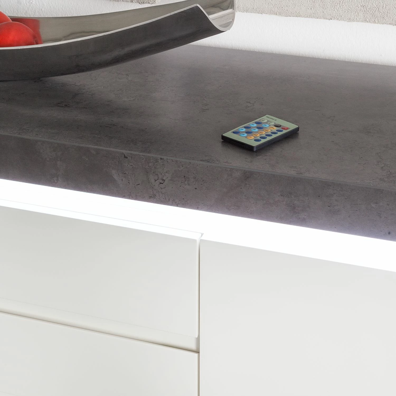 Fredriks Sideboard Namona I - Inkl. Beleuchtung - Weiß / Beton Dekor 8 Fredriks Sideboard Namona I - Inkl. Beleuchtung - Weiß / Beton Dekor – Bild 6